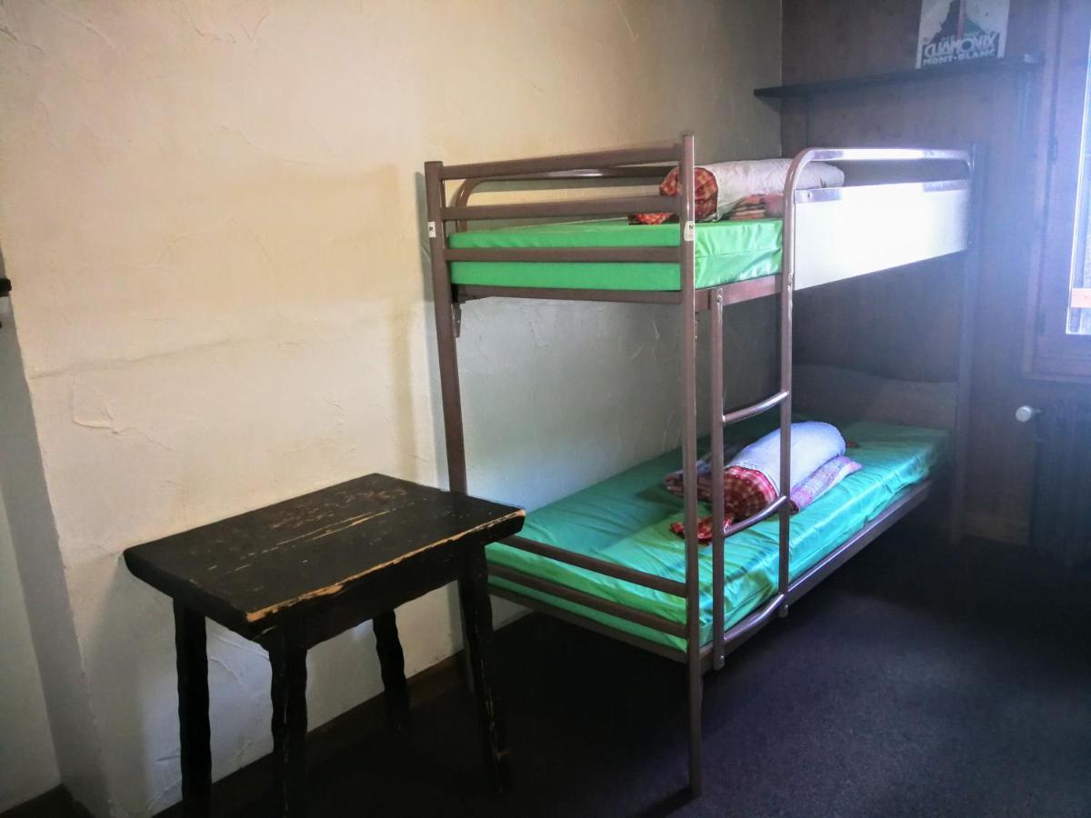 Le Chamoniard Volant Hostel Шамони Екстериор снимка