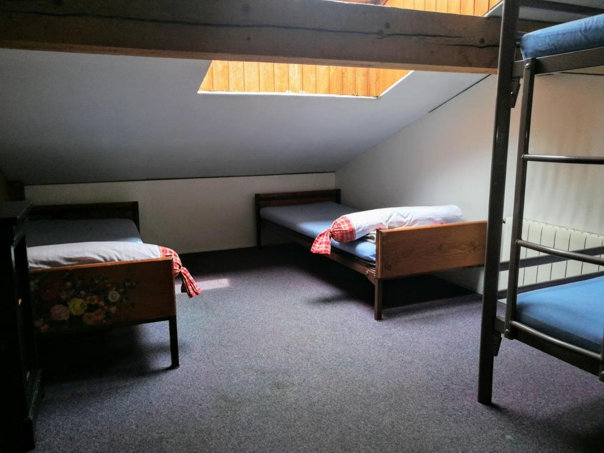 Le Chamoniard Volant Hostel Шамони Екстериор снимка