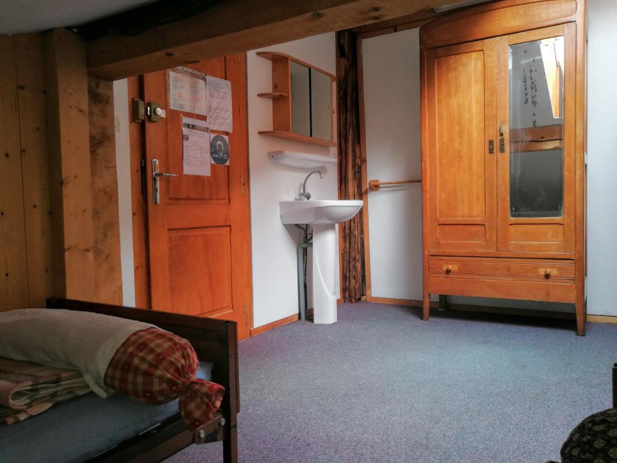 Le Chamoniard Volant Hostel Шамони Екстериор снимка